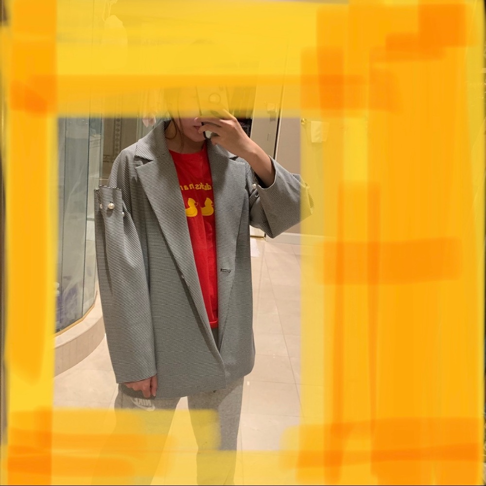 coat with cool sleeves